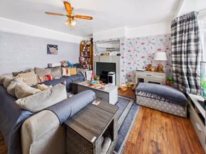 Photo 8- click for photo gallery